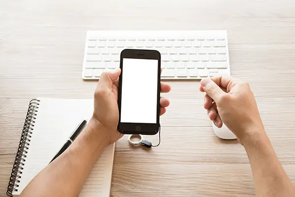 企业怎么应对假记者